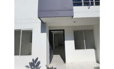 SE VENDE CASA BARRIO DANGOND