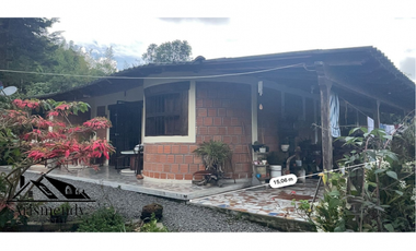 CASA CAMPESTRE EN SAN VICENTE, VEREDA LA COMPAÑA