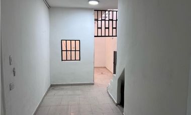 SE ARRIENDA CASA EN BARRIO CARVAJAL