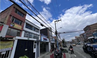 SE ARRIENDA CASA EN BARRIO CARVAJAL