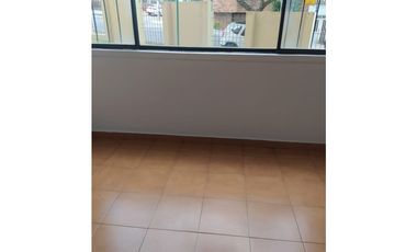 se vende apartamento  la floresta