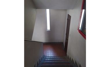 se vende apartamento  la floresta