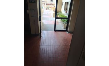 se vende apartamento  la floresta