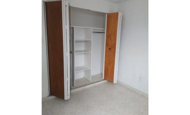 se vende apartamento  la floresta