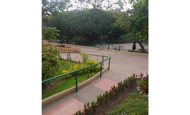 se vende apartamento  la floresta