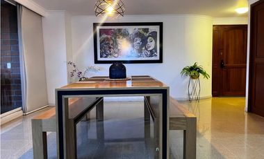 Amoblado HERMOSO Apartamento en Oviedo - Medellín