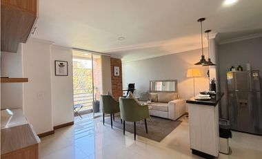 Amoblado Hermoso Estudio Habitación Independiente Laureles - Medellin