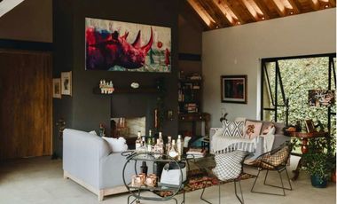 Venta casa cerca a Eafit Sector La Lorena