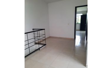 VENTA CASA EN CONJUNTO CERRADO EL DIAMANTE-  RESTREPO - META