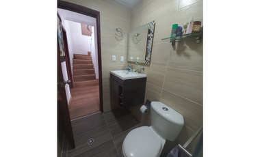 CASA EN VENTA / ALTOS DEL CACIQUE CONJUNTO PALMERAS