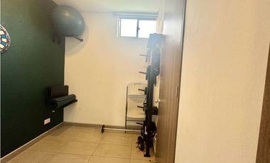 Arriendo casa campestre esquinera de dos niveles en Cajicá.