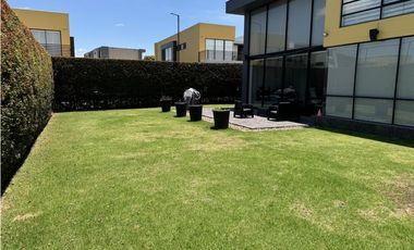 CASA EN VENTA, CONJUNTO VILA STYLE HOUSE, COTA