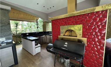 Tucan Casa frente al hoyo de golf