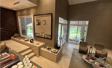 Tucan Casa frente al hoyo de golf