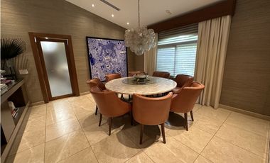 Tucan Casa frente al hoyo de golf