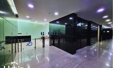 Arriendo Oficina de 160 m² en la Autopista Norte - Ascensor Panorámico