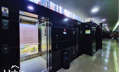 Arriendo Oficina de 56 m² en la Autopista Norte - Ascensor Panorámico