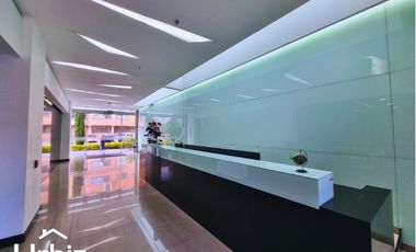 Arriendo Oficina de 56 m² en la Autopista Norte - Ascensor Panorámico