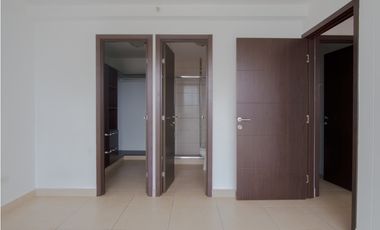 Venta: Reposeído en PH Kings Park en Condado del Rey