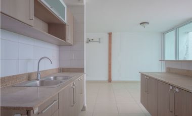 Venta: Reposeído en PH Kings Park en Condado del Rey