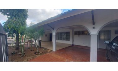 SE VENDE CASA EN AGUADULCE CON TODO LO QUE ESTA DENTRO