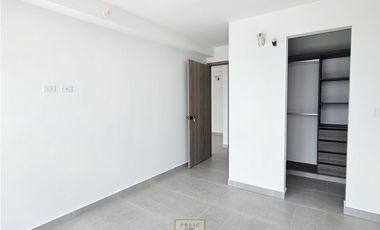 Apartamento en venta en Vía España, Carrasquilla, Park Square. E.R.