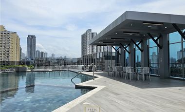 Apartamento en venta en Vía España, Carrasquilla, Park Square. E.R.