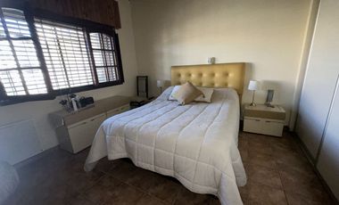 VENTA DE CASA EN Caseros