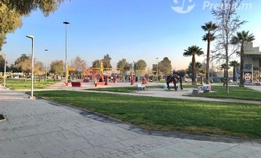 Casa en Venta en Avenida Alejandro Guzmán con Padre Hurtado a pasos de Municipalidad y Registro Civil