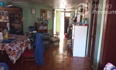 Casa en Venta en Avenida Alejandro Guzmán con Padre Hurtado a pasos de Municipalidad y Registro Civil