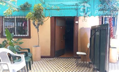 Casa en Venta en Avenida Alejandro Guzmán con Padre Hurtado a pasos de Municipalidad y Registro Civil