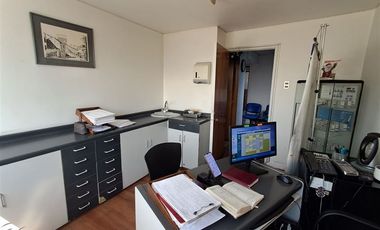 Oficina en Venta en Ricardo Lyon