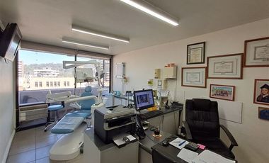 Oficina en Venta en Ricardo Lyon