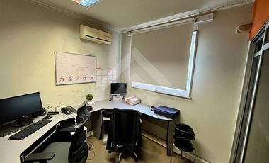 Oficina en Arriendo en Galvarino Gallardo / Marchant Pereira