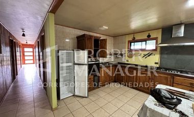 Local Comercial en Venta en 3 Cabañas en Terreno de 4.000 m2 Urbano, Centro de Quillon