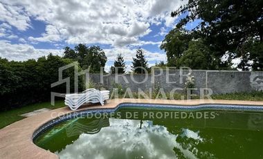 Local Comercial en Venta en 3 Cabañas en Terreno de 4.000 m2 Urbano, Centro de Quillon