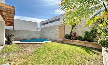Casa en Venta en Condominio Mares del Sur - INTERIOR