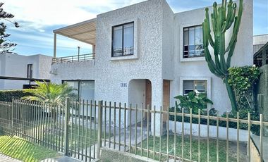 Casa en Venta en Condominio Mares del Sur - INTERIOR