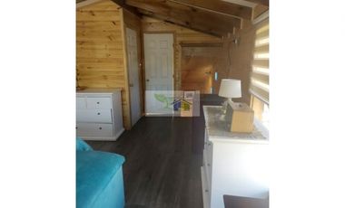 SE VENDE CASA CON CABAÑA AMOBLADAS UBICADAS EN SECTOR NERCON