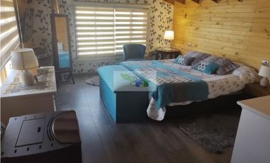 SE VENDE CASA CON CABAÑA AMOBLADAS UBICADAS EN SECTOR NERCON