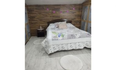 SE VENDE CASA CON CABAÑA AMOBLADAS UBICADAS EN SECTOR NERCON