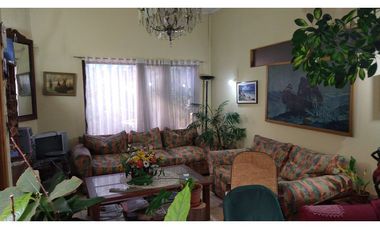 Venta casa gran terreno comercial pleno centro de Los Andes