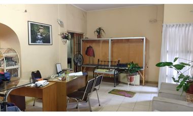 Venta casa gran terreno comercial pleno centro de Los Andes