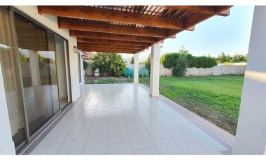 Venta casa aislada 4D 3B condominio Rinconada de Los Andes