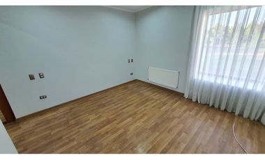 Venta casa aislada 4D 3B condominio Rinconada de Los Andes