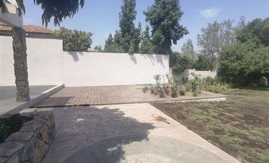 Casa en Venta en Condominio Los Bosques