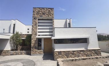 Casa en Venta en Condominio Los Bosques