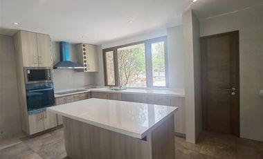 Casa en Venta en Condominio Los Bosques