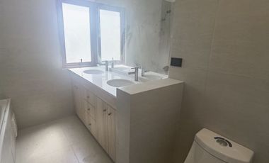 Casa en Venta en Condominio Los Bosques