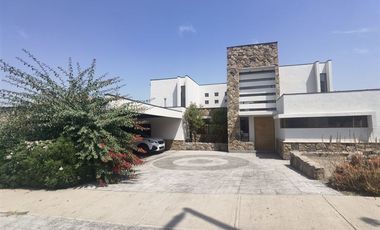 Casa en Venta en Condominio Los Bosques